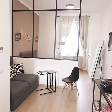 Apartament Dimora Dei Navigli